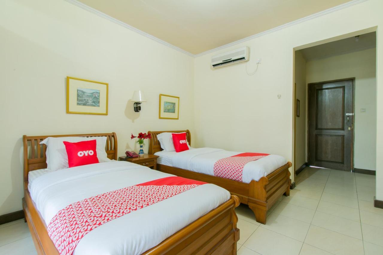 Oyo 1924 Hotel Rafflesia Sukabumi Bagian luar foto