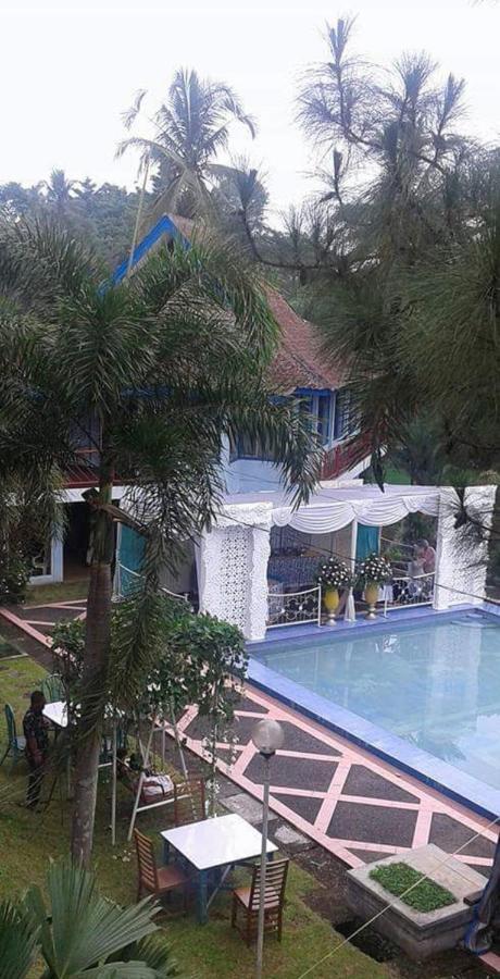 Oyo 1924 Hotel Rafflesia Sukabumi Bagian luar foto