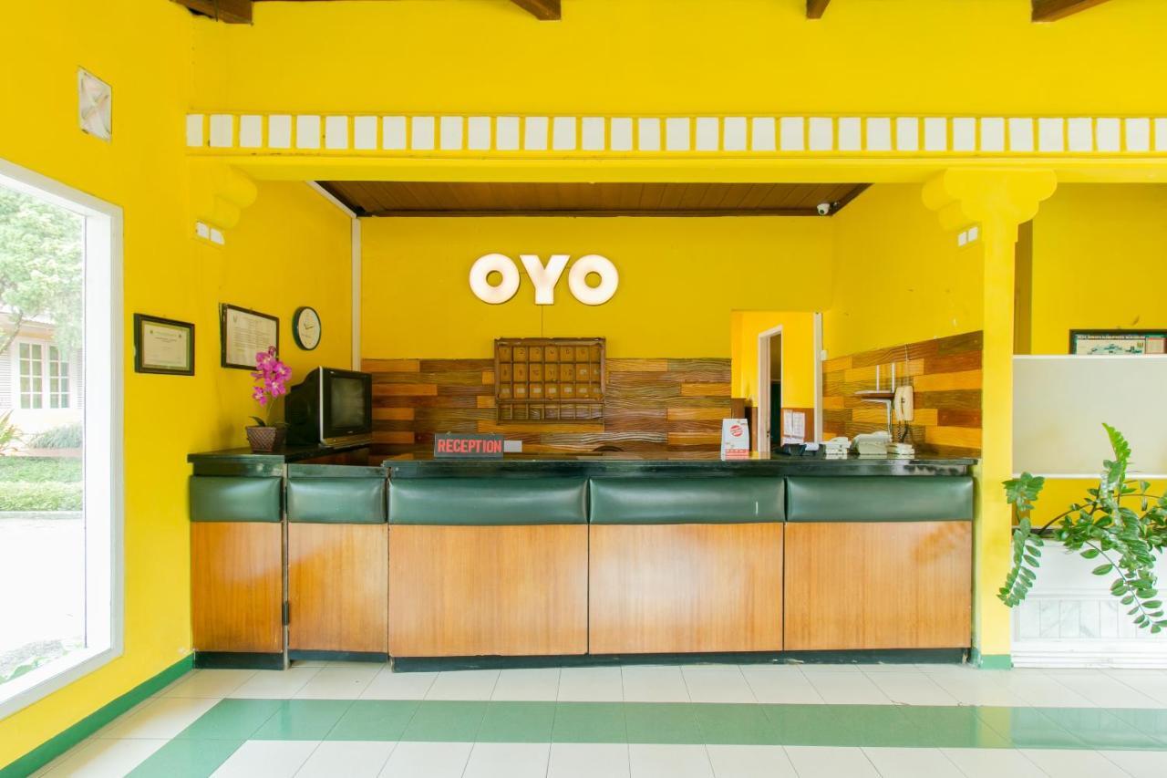 Oyo 1924 Hotel Rafflesia Sukabumi Bagian luar foto